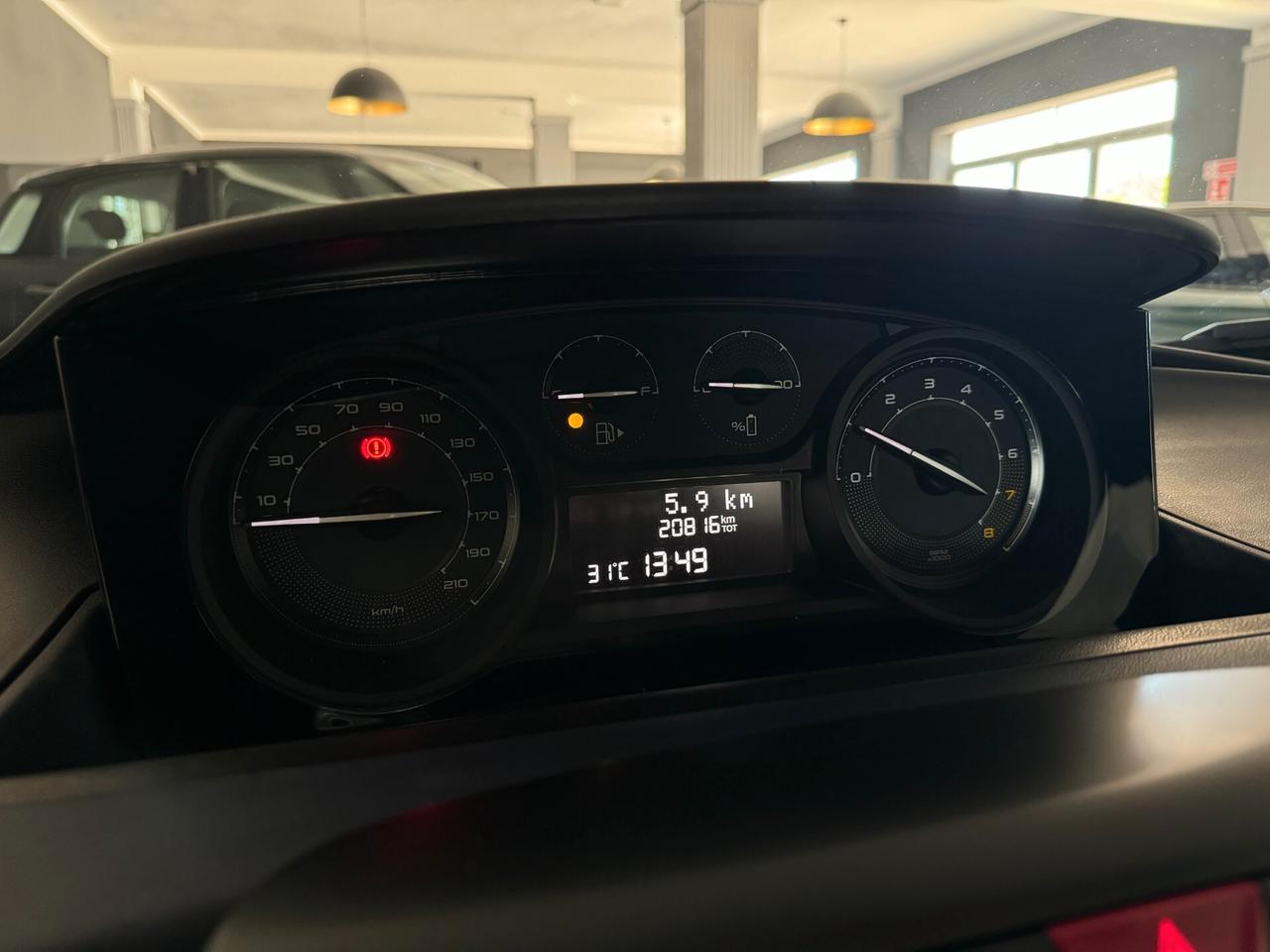 LANCIA YPSILON 1.0 FIREFLY 70CV HYBRID ORO 2024