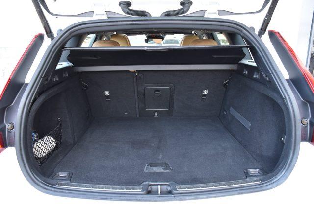 VOLVO V60 D3 Geartronic Inscription *Tettuccio, Navigatore*