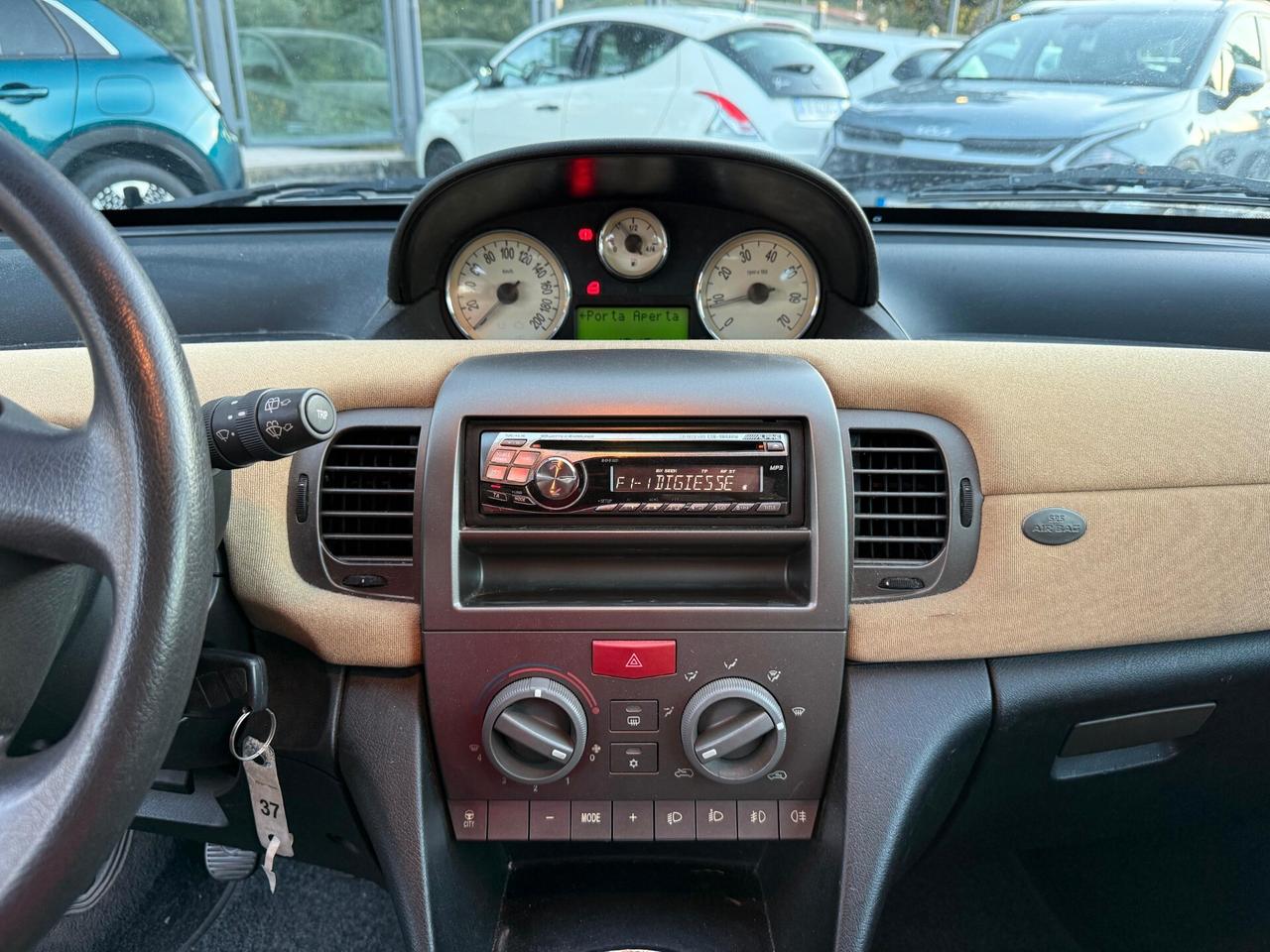 Lancia Ypsilon 1.3 Multijet 16V Platino