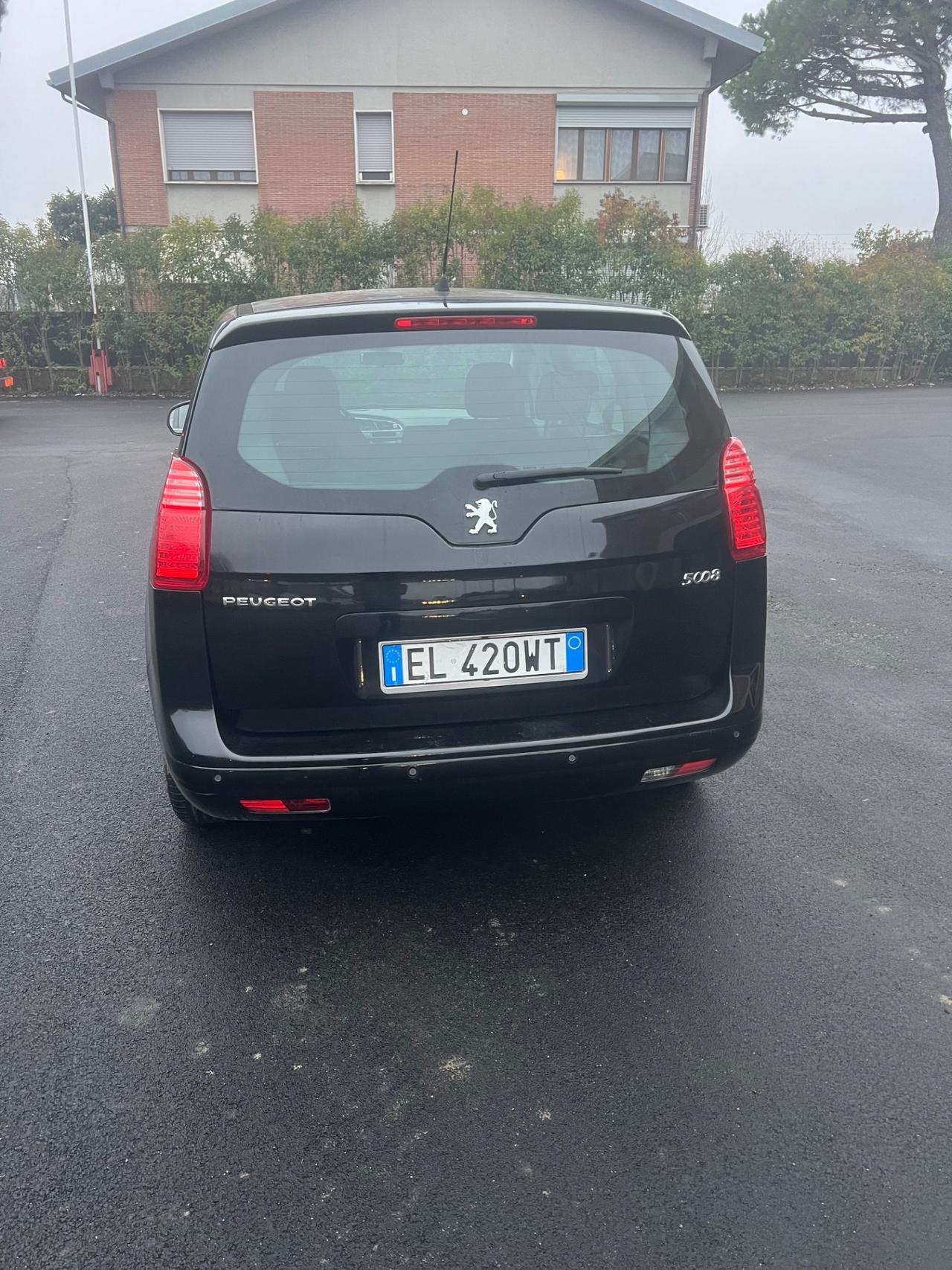 Peugeot 5008 1.6 HDi 112CV Business