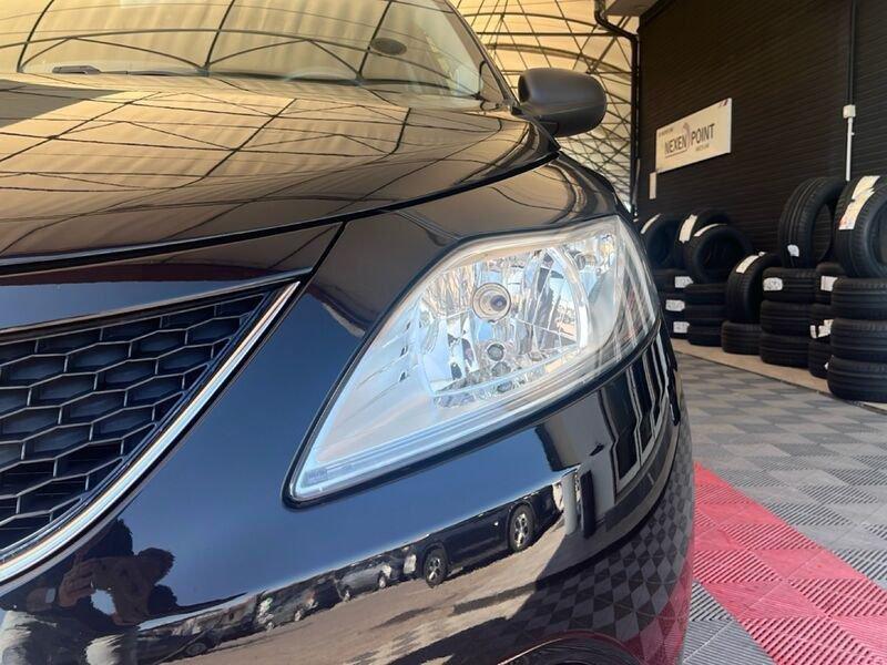 Lancia Ypsilon 1.2 69cv Platinum