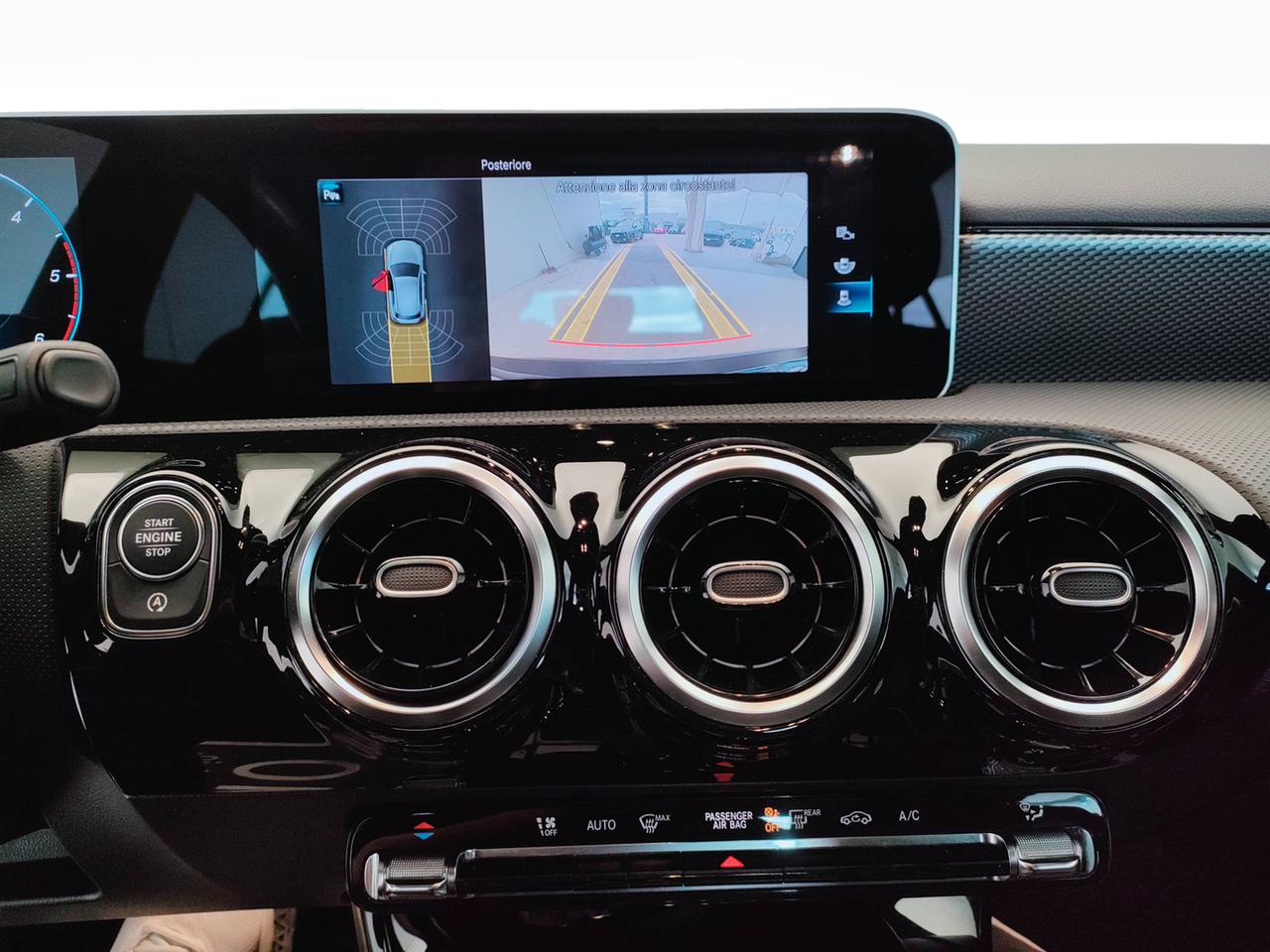 Mercedes-Benz Classe A - W177 2018 - A 180 d Sport Extra auto