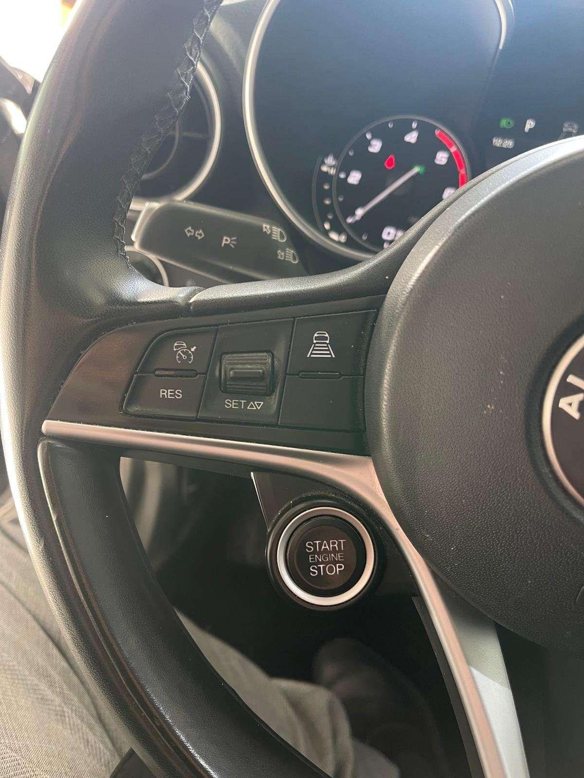 Alfa Romeo Giulia 2.2 t Veloce Q4 190cv awd auto tetto panoramico