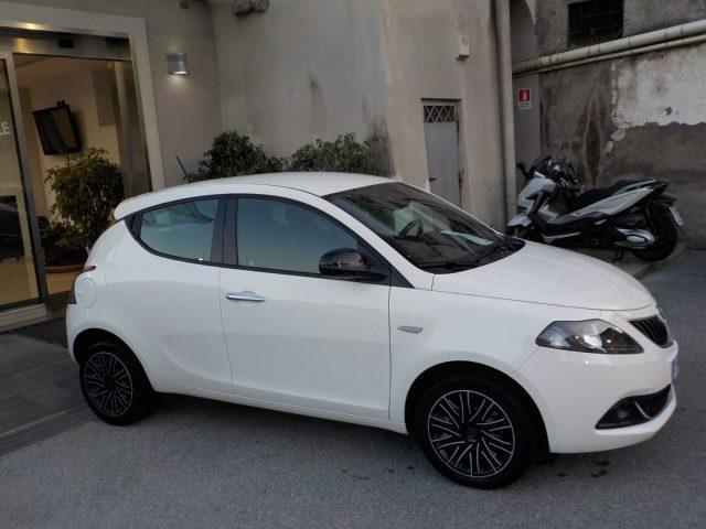 LANCIA Ypsilon 1.0 FireFly 5 porte S&S Hybrid Gold