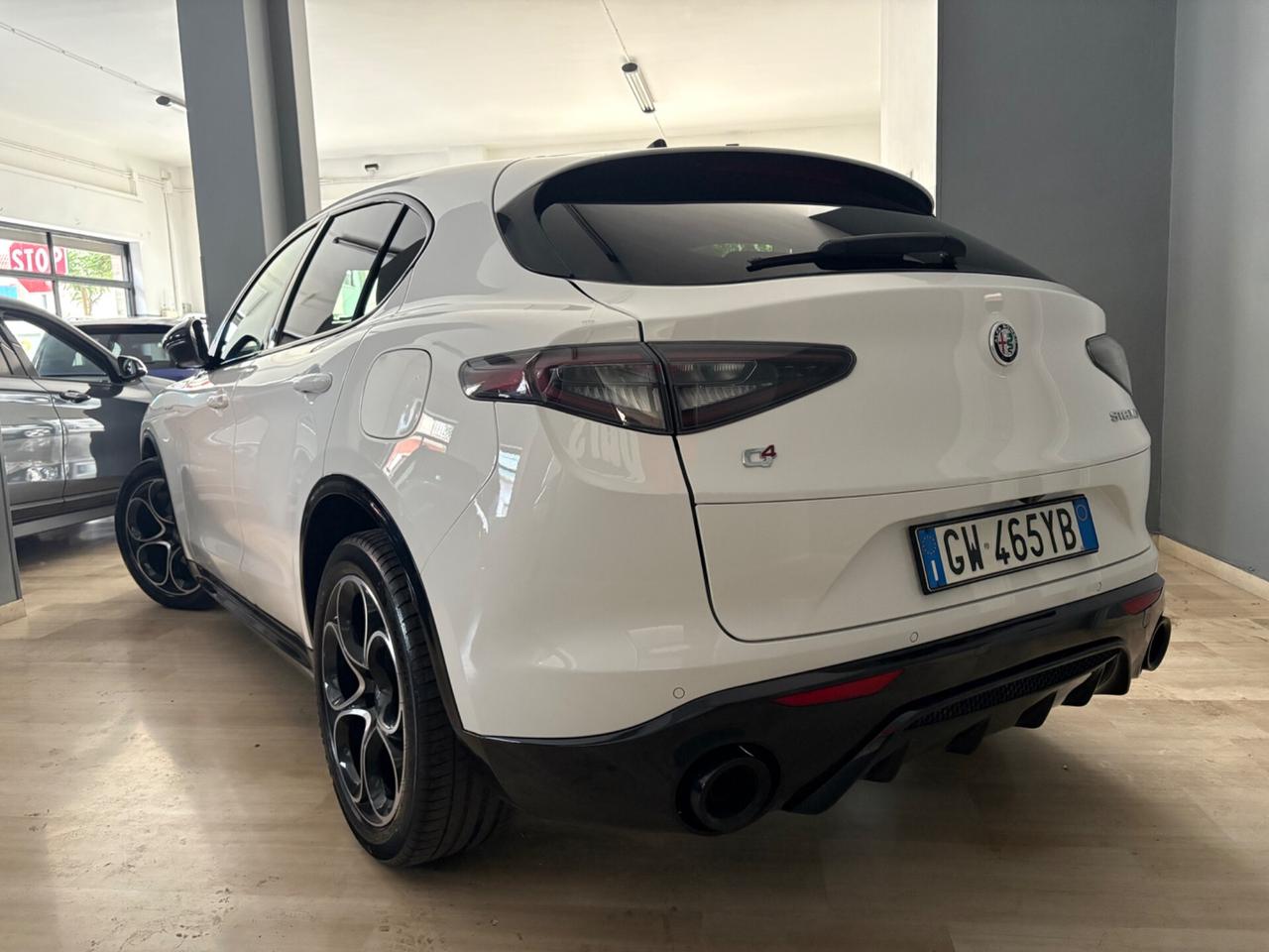 Alfa Romeo Stelvio 2.2 Q4 210 CV AT8 Veloce