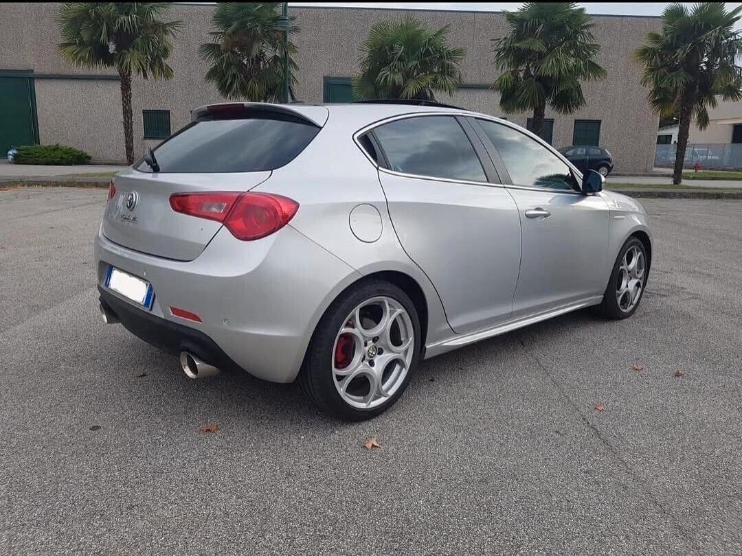 STUPENDA Alfa Romeo Giulietta 2.0 JTDm-2 170 CV TCT Exclusive