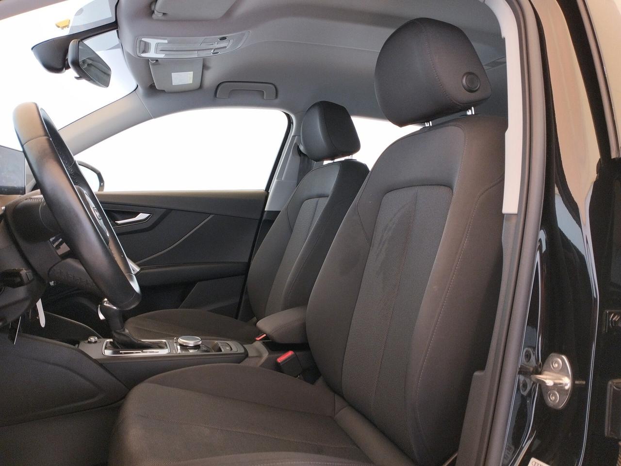 Audi Q2 35 TDI quattro S tronic Business