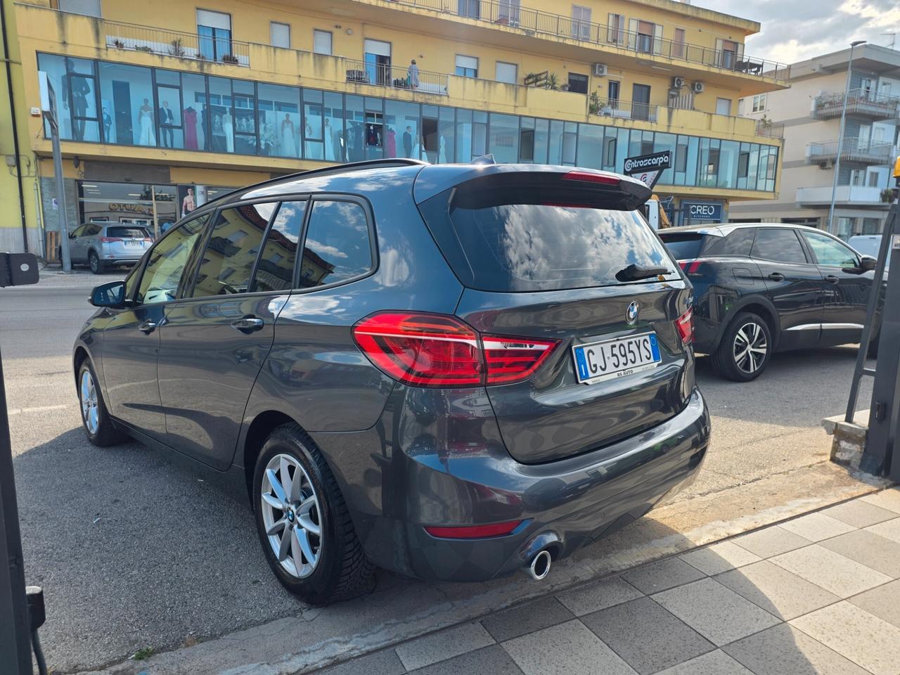 Bmw Serie 2 Gran Tourer 216d Business Automatica