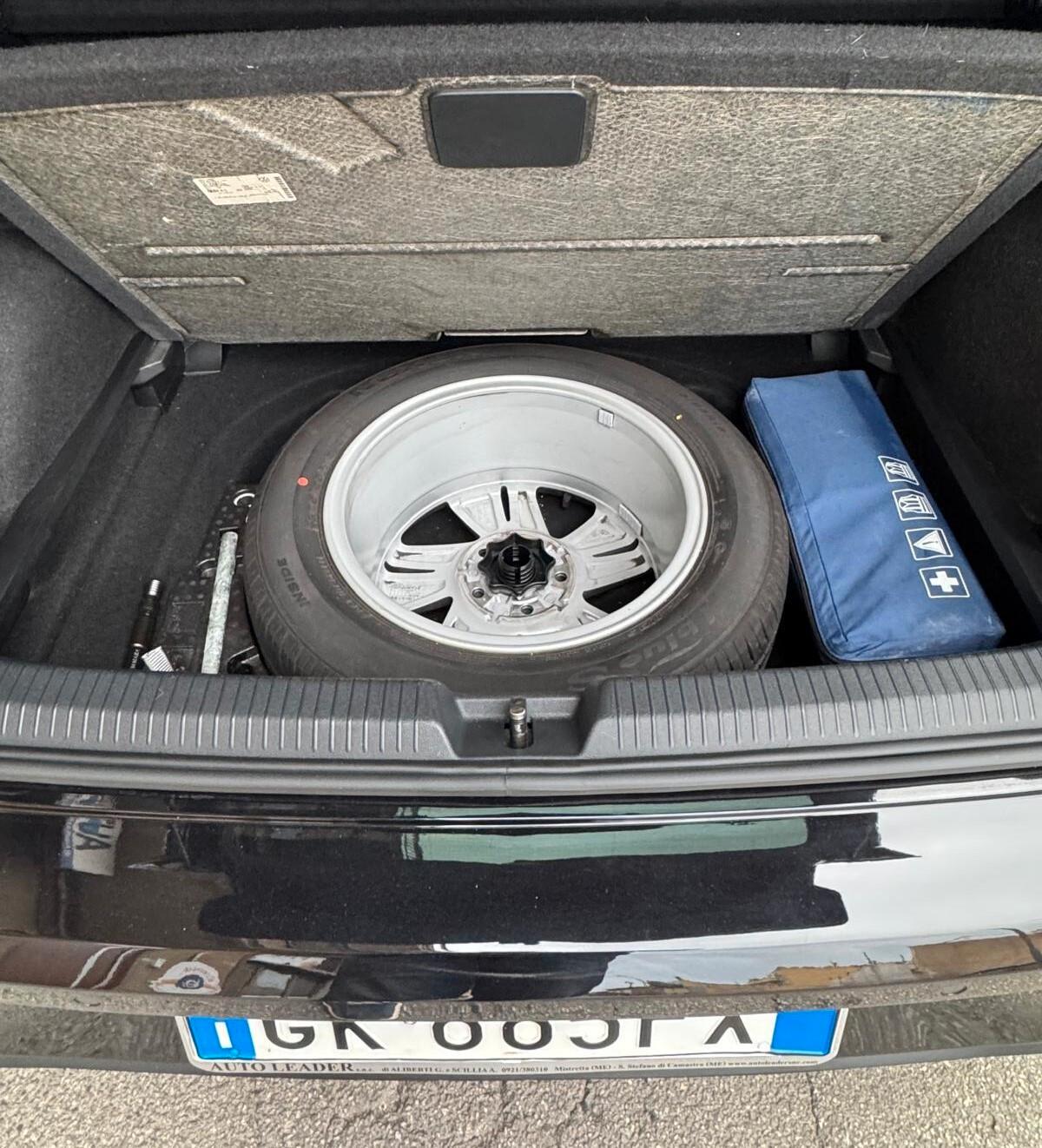 Golf 2.0 TDI 115 CV SCR Life