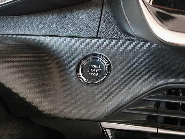 Peugeot 2008 PureTech 130 S&S EAT8 Allure Pack