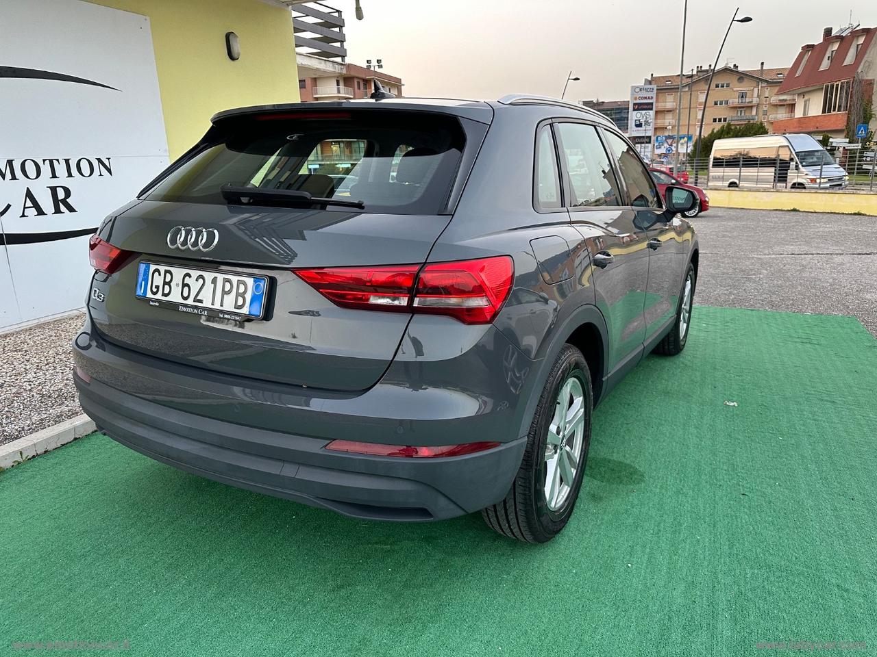 AUDI Q3 35 TDI S tronic Business - 2020