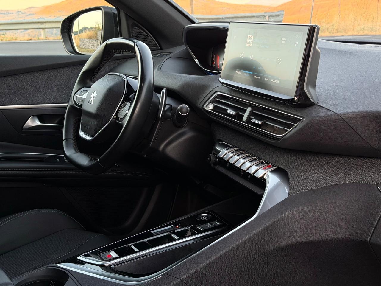 Peugeot 3008 1.5 BlueHDi 130cv 2023 - 81.000km