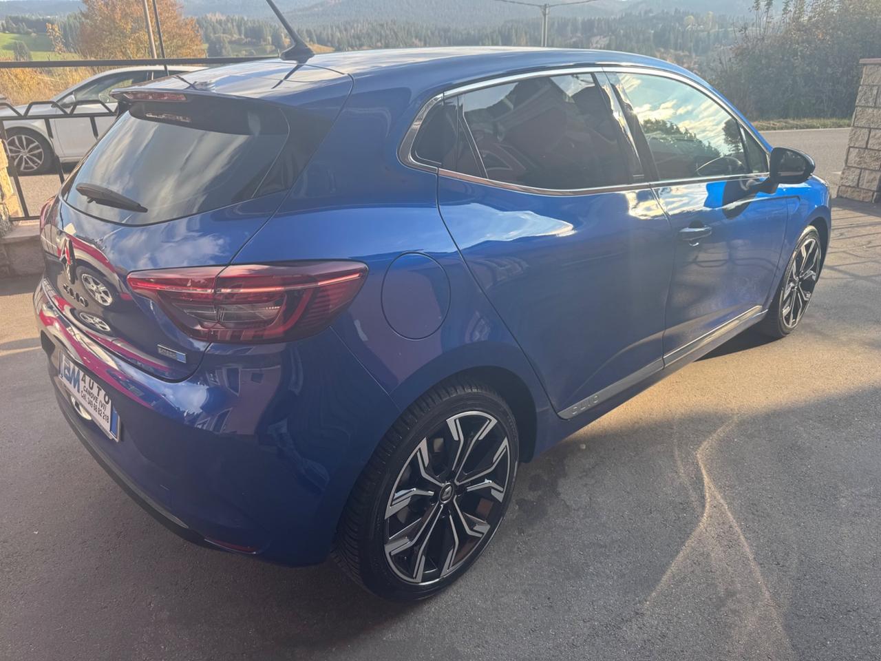 Renault Clio Full Hybrid E-Tech 140 CV 5 porte Initiale Paris