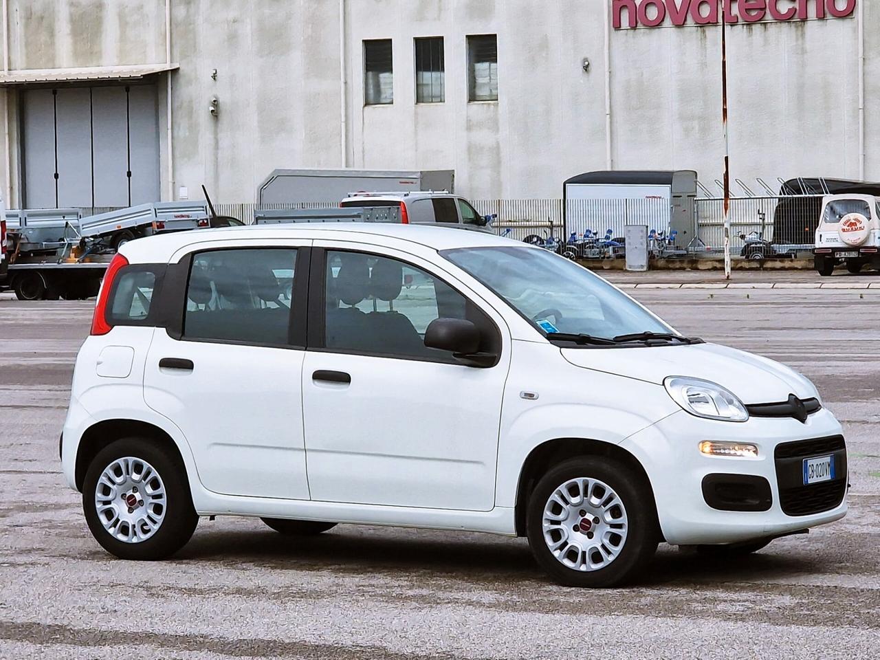 Fiat Panda 1.2 Easy NEOPATENTATI