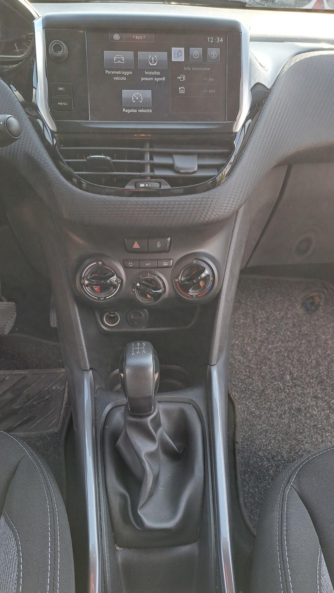 Peugeot 2008 PureTech 82 Allure OK NEO PATENTATI