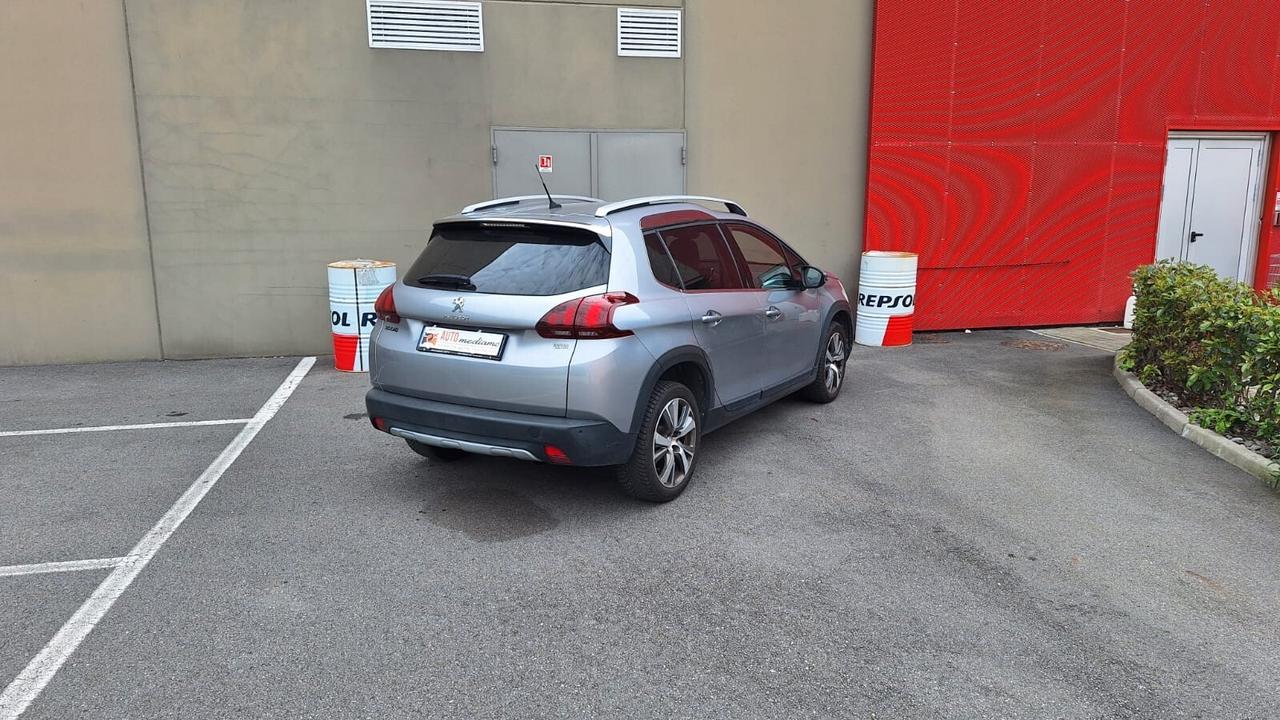 Peugeot 2008 Allure euro 6d retrocamera cerchi 17