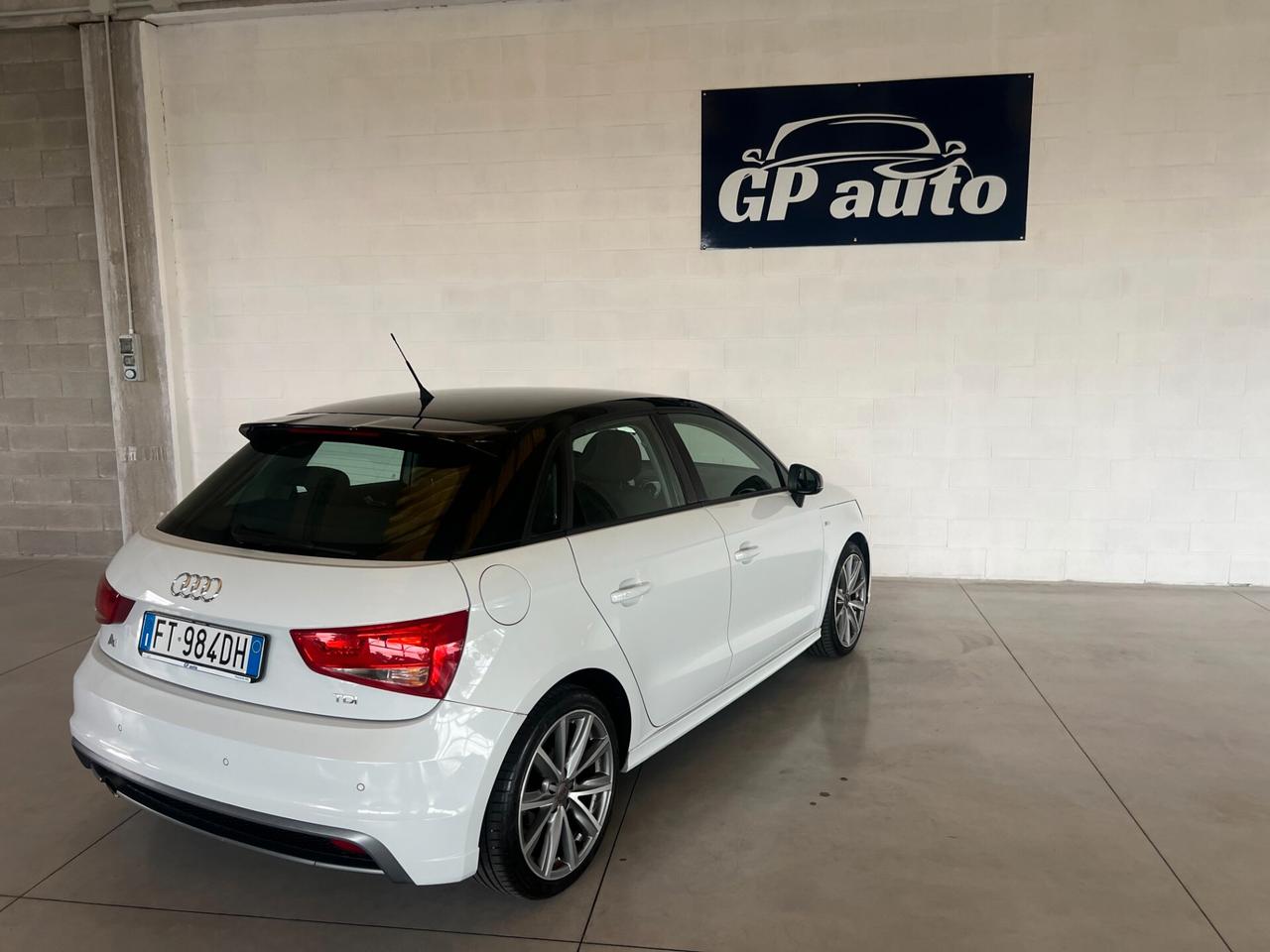 Audi A1 spb 1.6 tdi 90 cv S-LINE ESTERNO OK NEOPATENTATI