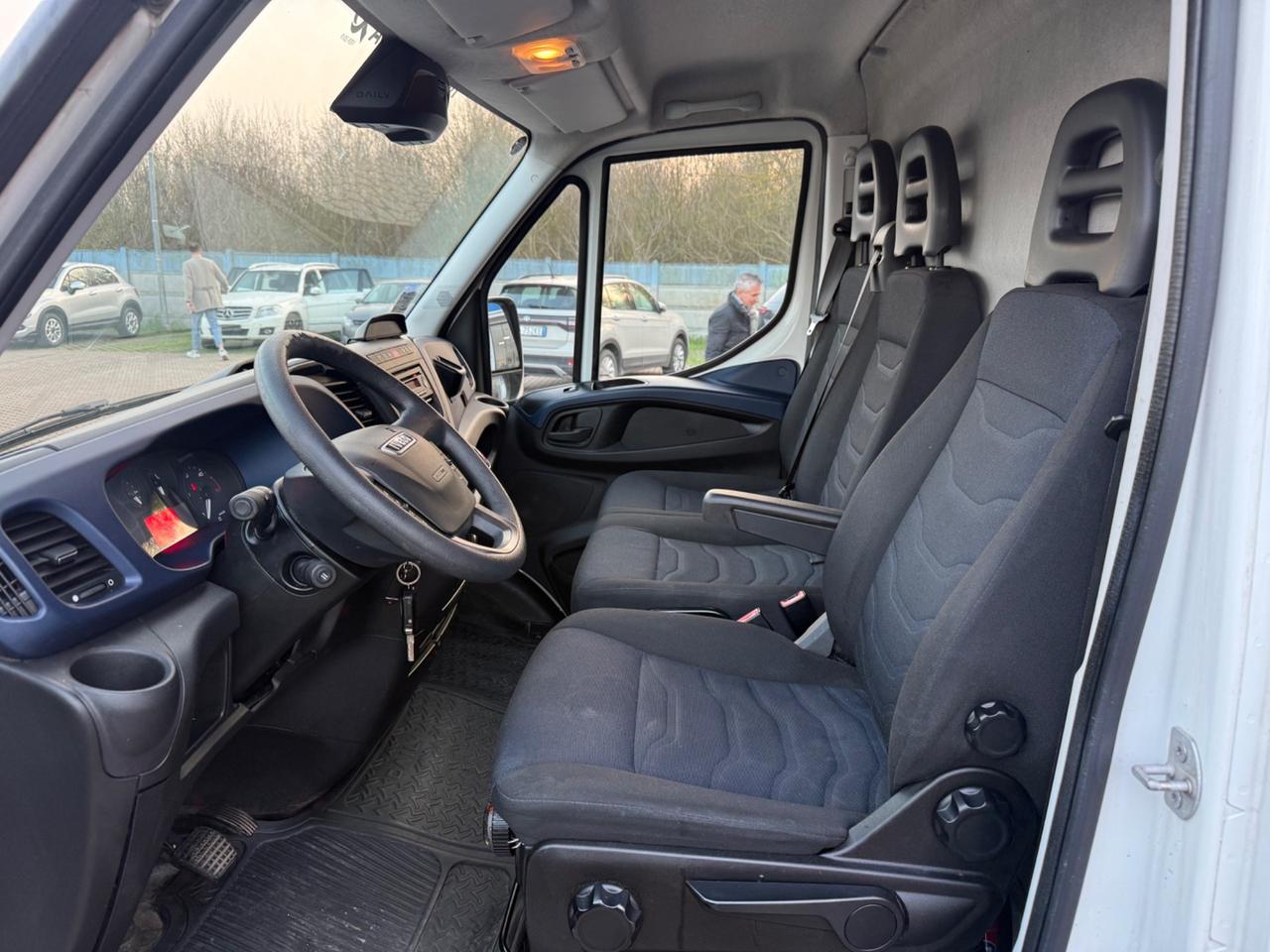 Iveco Daily 35C14SA8V BTor 2.3HPT - Hi-Matic