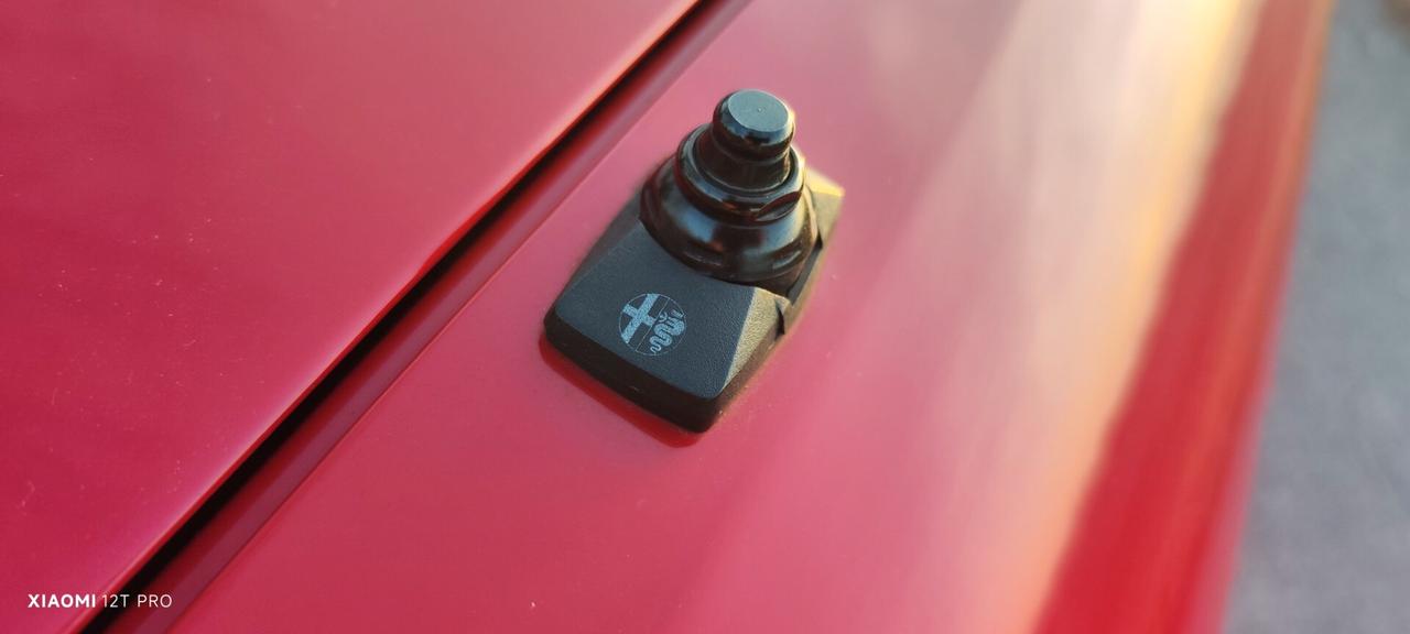 Alfa Romeo Spider DUETTO 2.0 (HARD TOP)