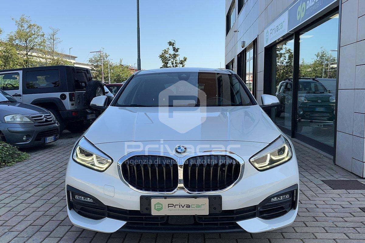 BMW 118i 5p. Business Advantage