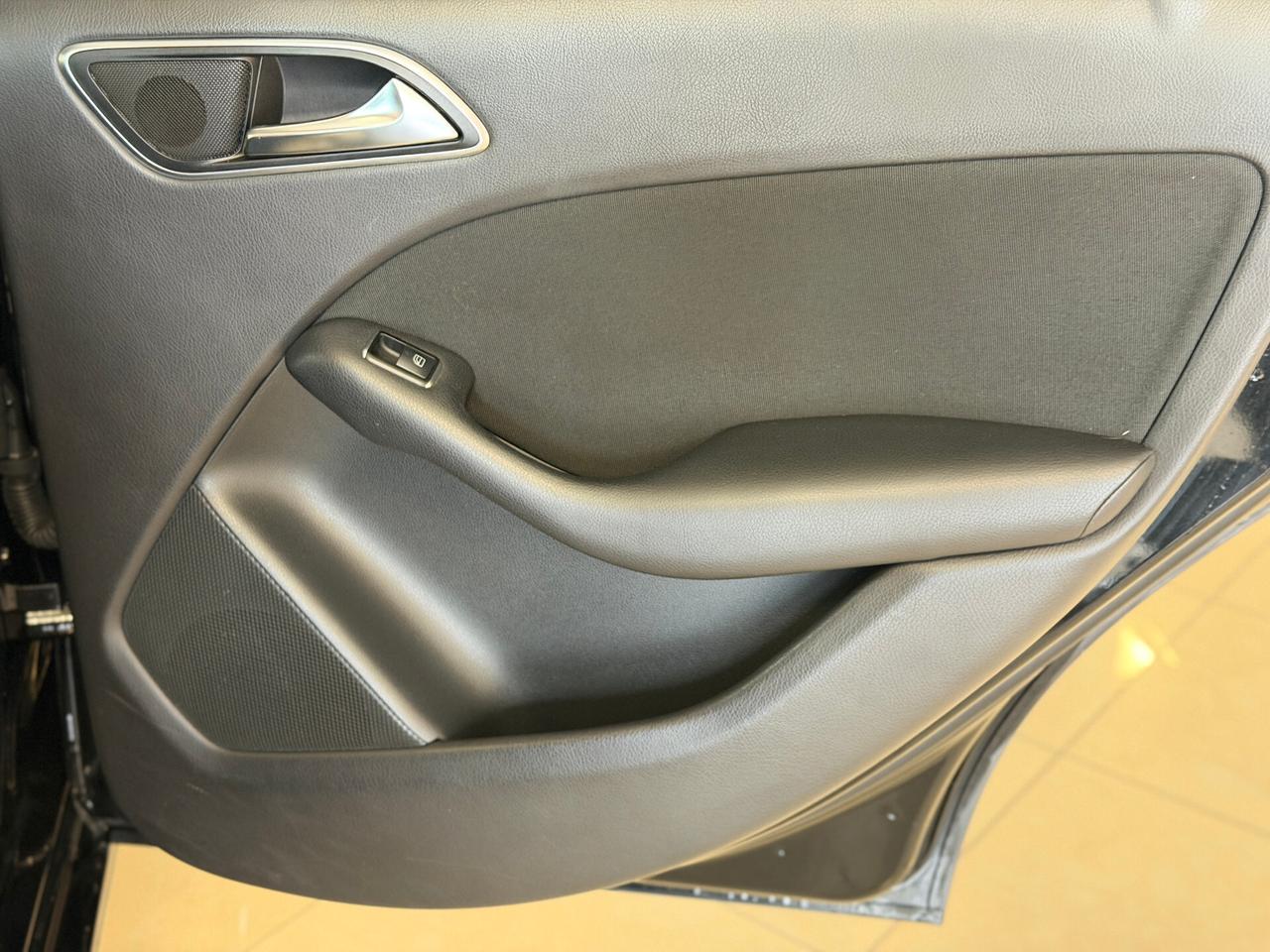 MERCEDES Classe B180 Executive - 1.8 CDI 109cv