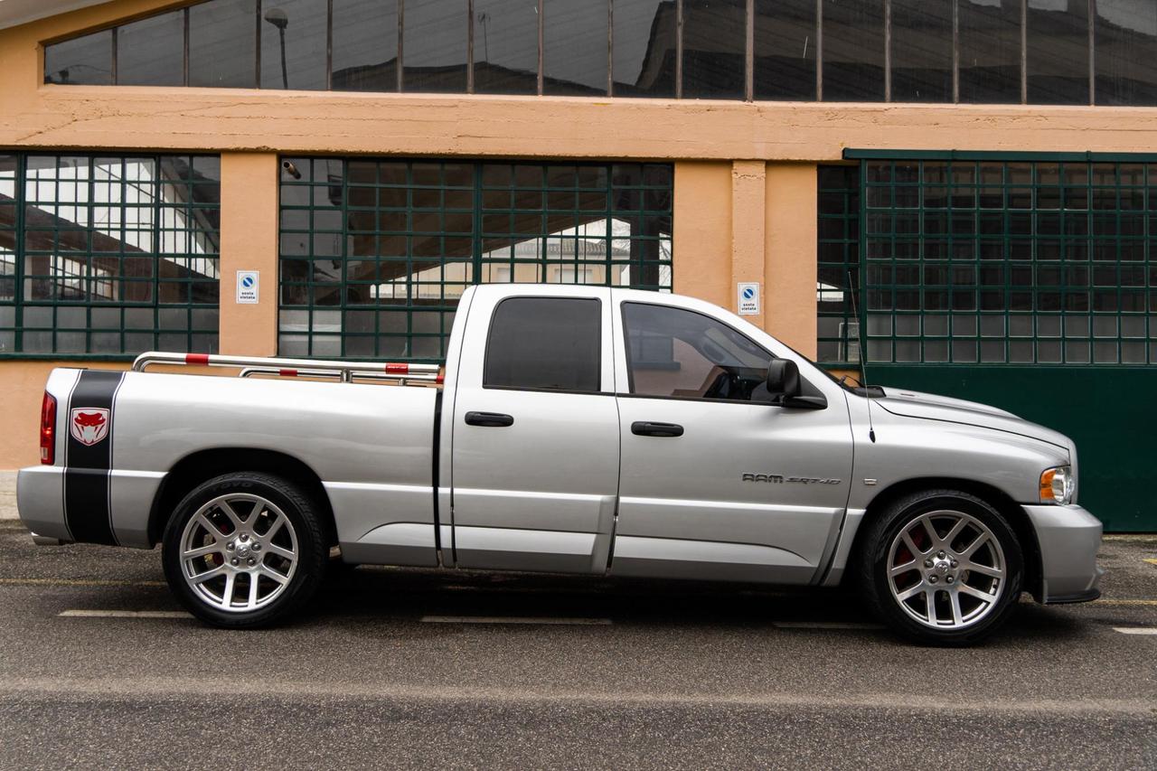 Dodge RAM 8.3 SRT-10 - V10 VIPER POWERED 507CV – IVA ESPOSTA