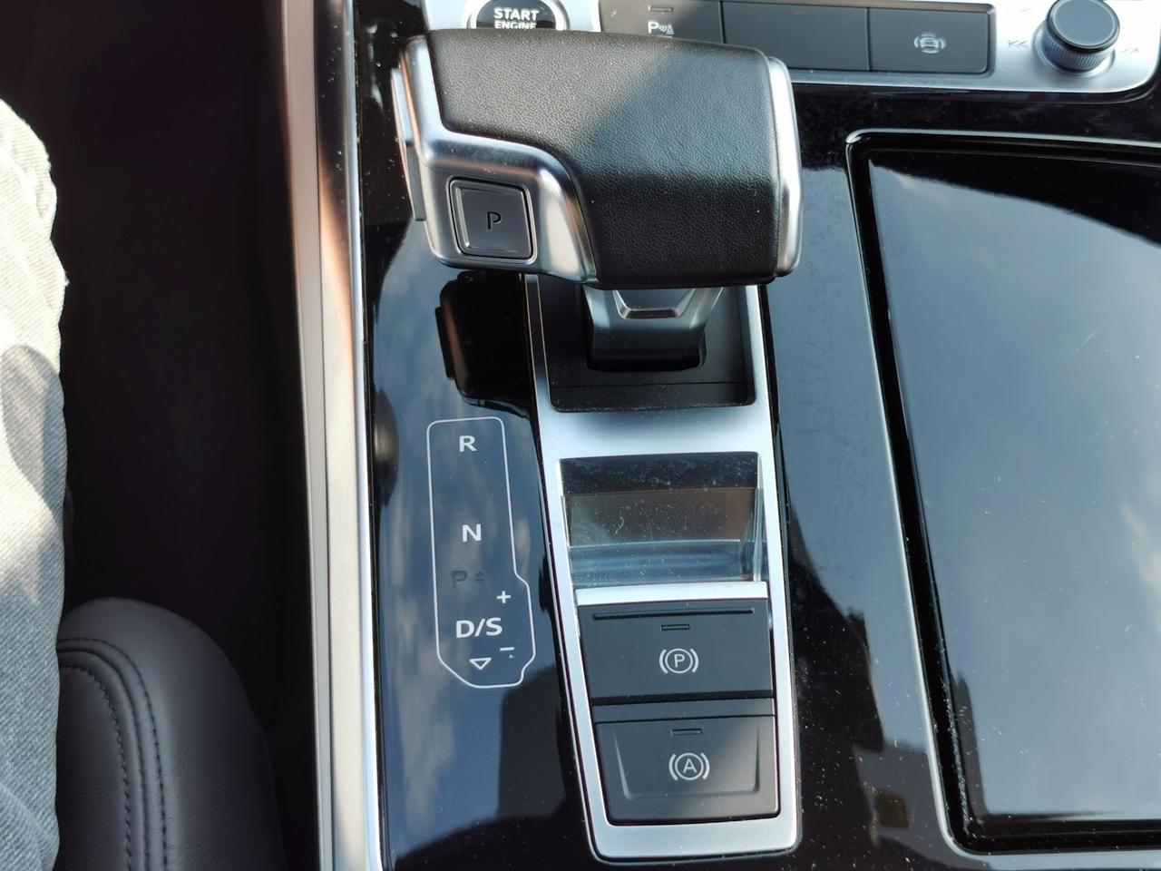 Audi Q8 50 3.0 tdi mhev Sport quattro tiptronic