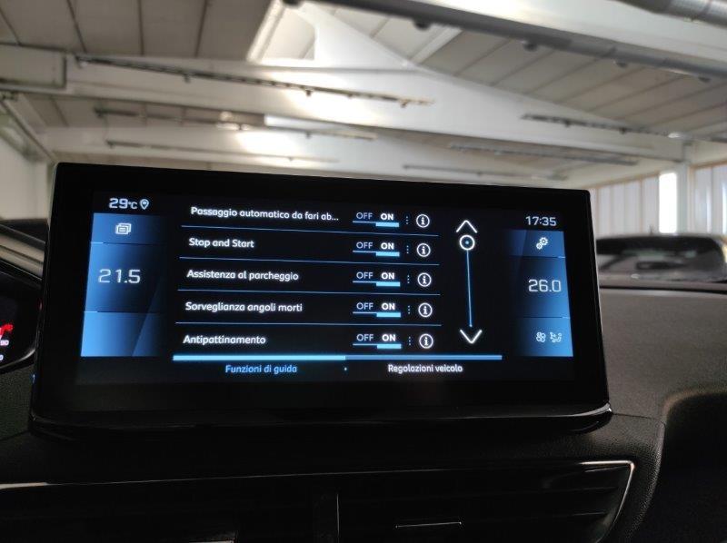 PEUGEOT 3008 2ª serie - 3008 BlueHDi 130 S&S EAT8 Allure Pack