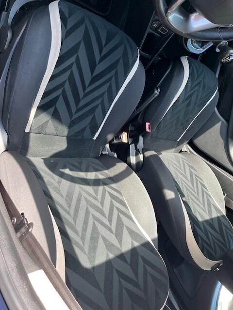 LANCIA YPSILON 11/2017 SOLI 85 MILA KM!