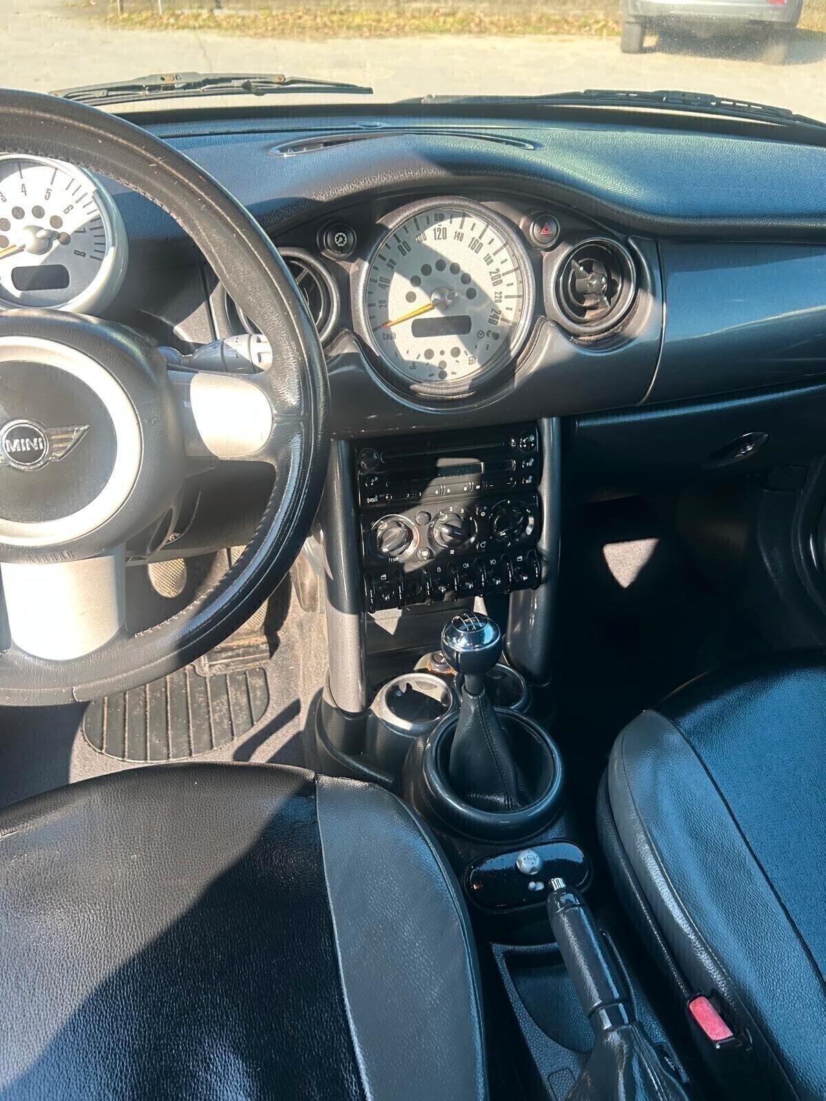 Mini Mini 1.6 16V One de luxe Cabrio ok neo patentati