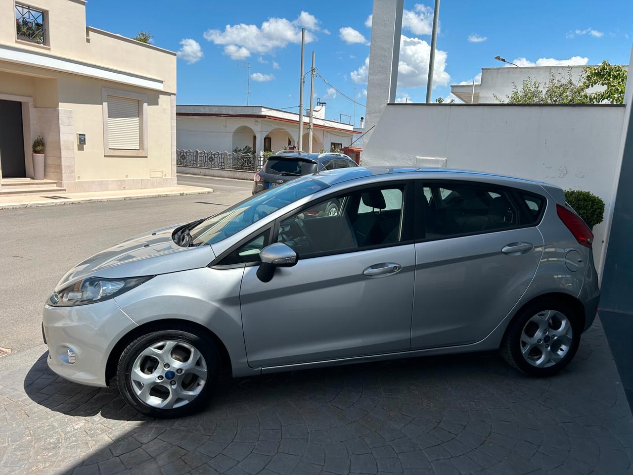 Ford Fiesta 1.4 TDCi 70CV TITANIUM 5P - 2012