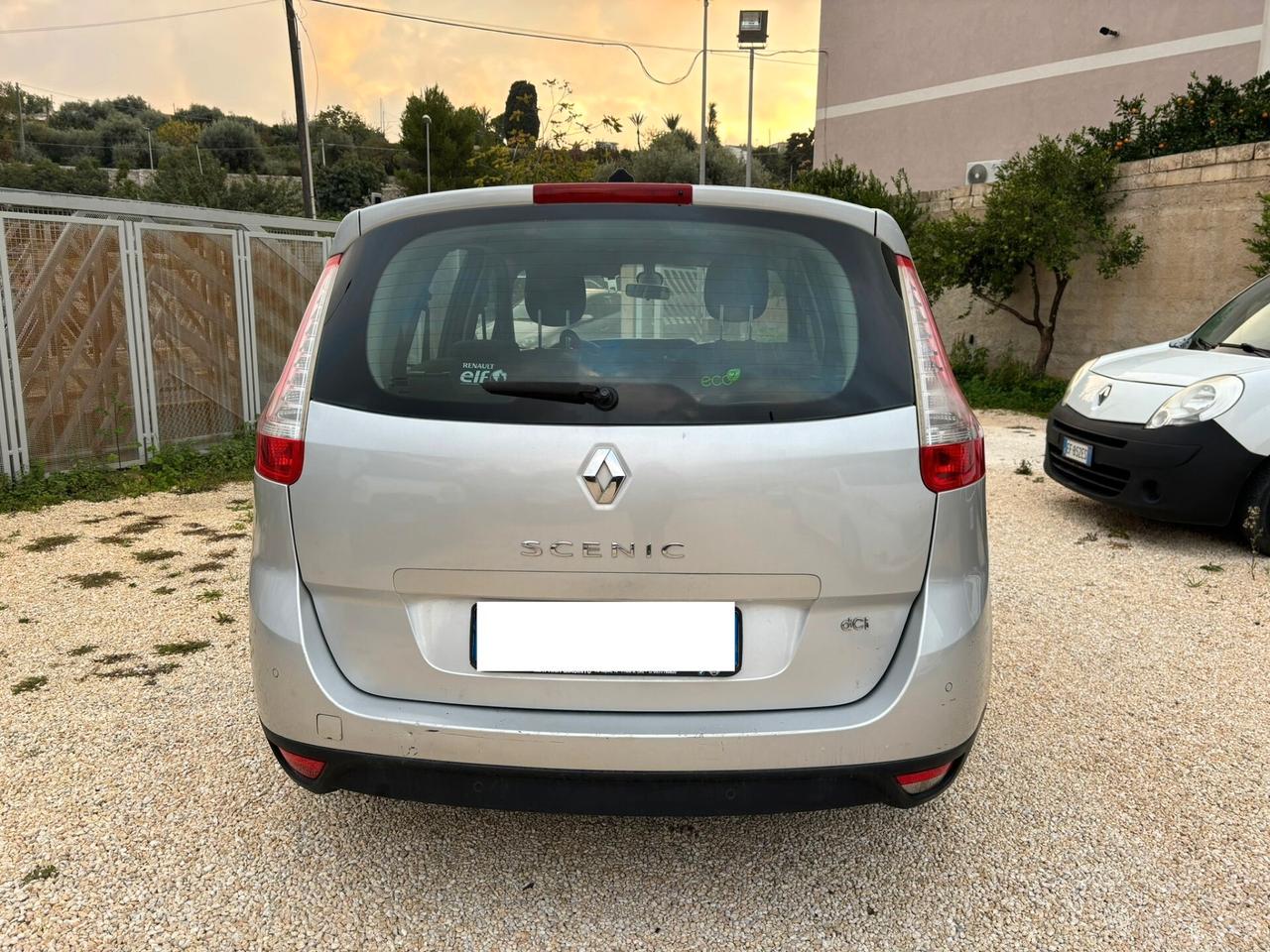 RENAULT SCENIC 1.5 DCI - 2009