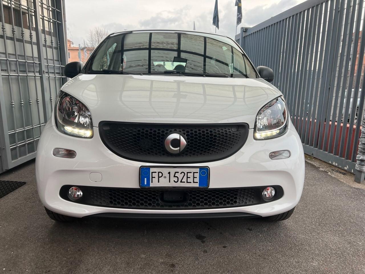 Smart ForFour 70 1.0 twinamic Passion - EURO6 - 30000 KM - NEOPATENTATI