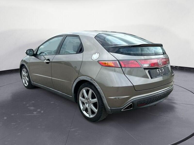 Honda Civic Civic 5p 2.2 i-ctdi Executive i-pilot