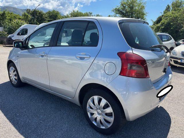 TOYOTA Yaris 1.4 D-4D 5 porte Sol
