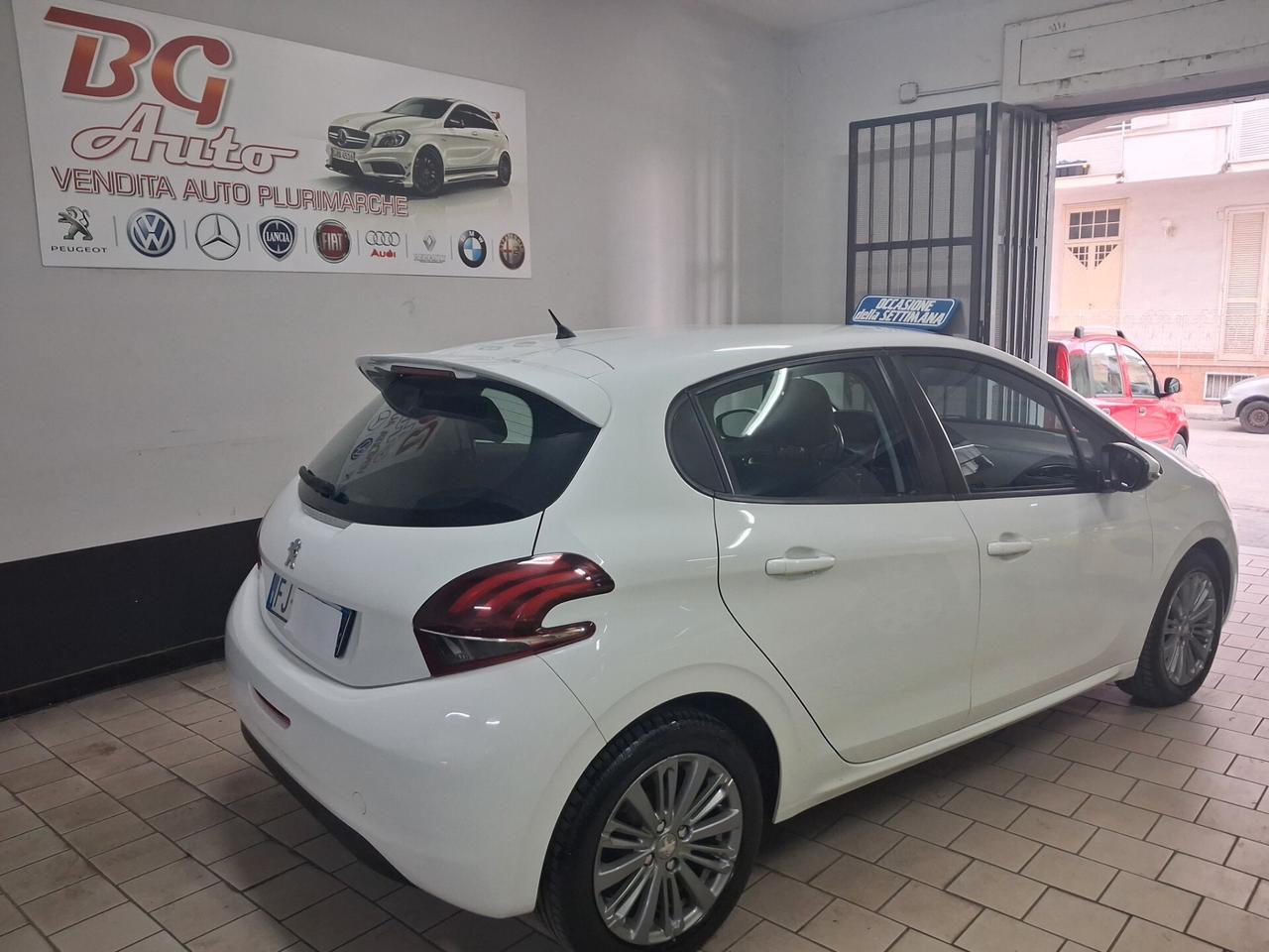 Peugeot 208 BlueHDi 75 5 porte Allure unico prop 2