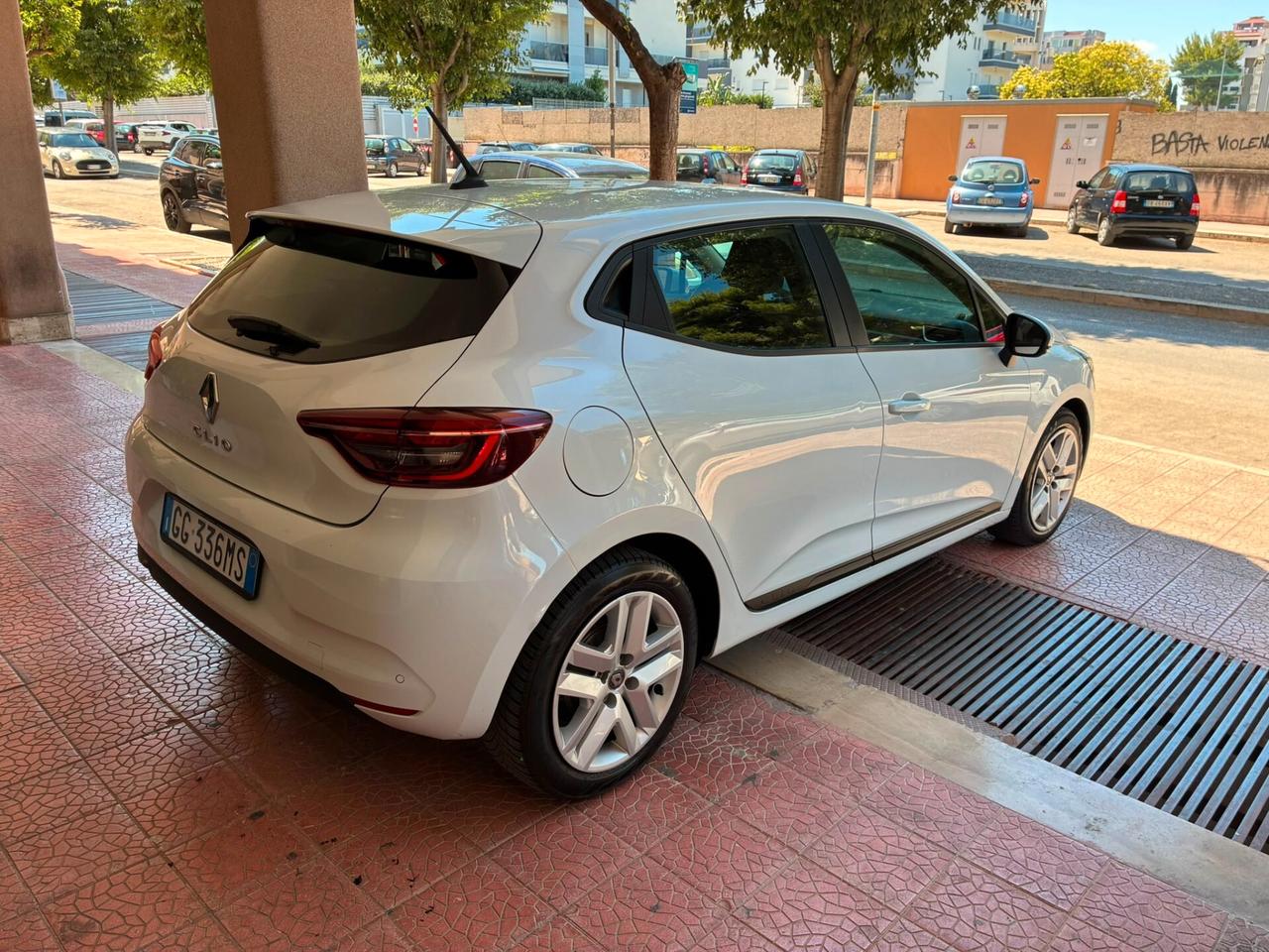 Renault Clio 1.5dCi 5p perfetta garantita-21