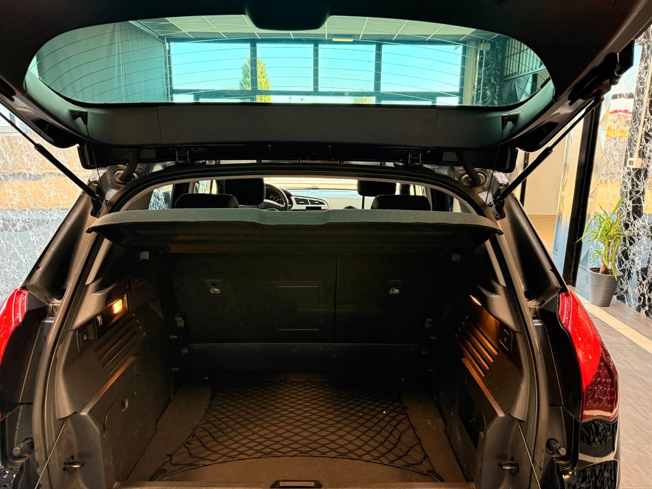 Peugeot 3008 1.6 HDi 110CV Business