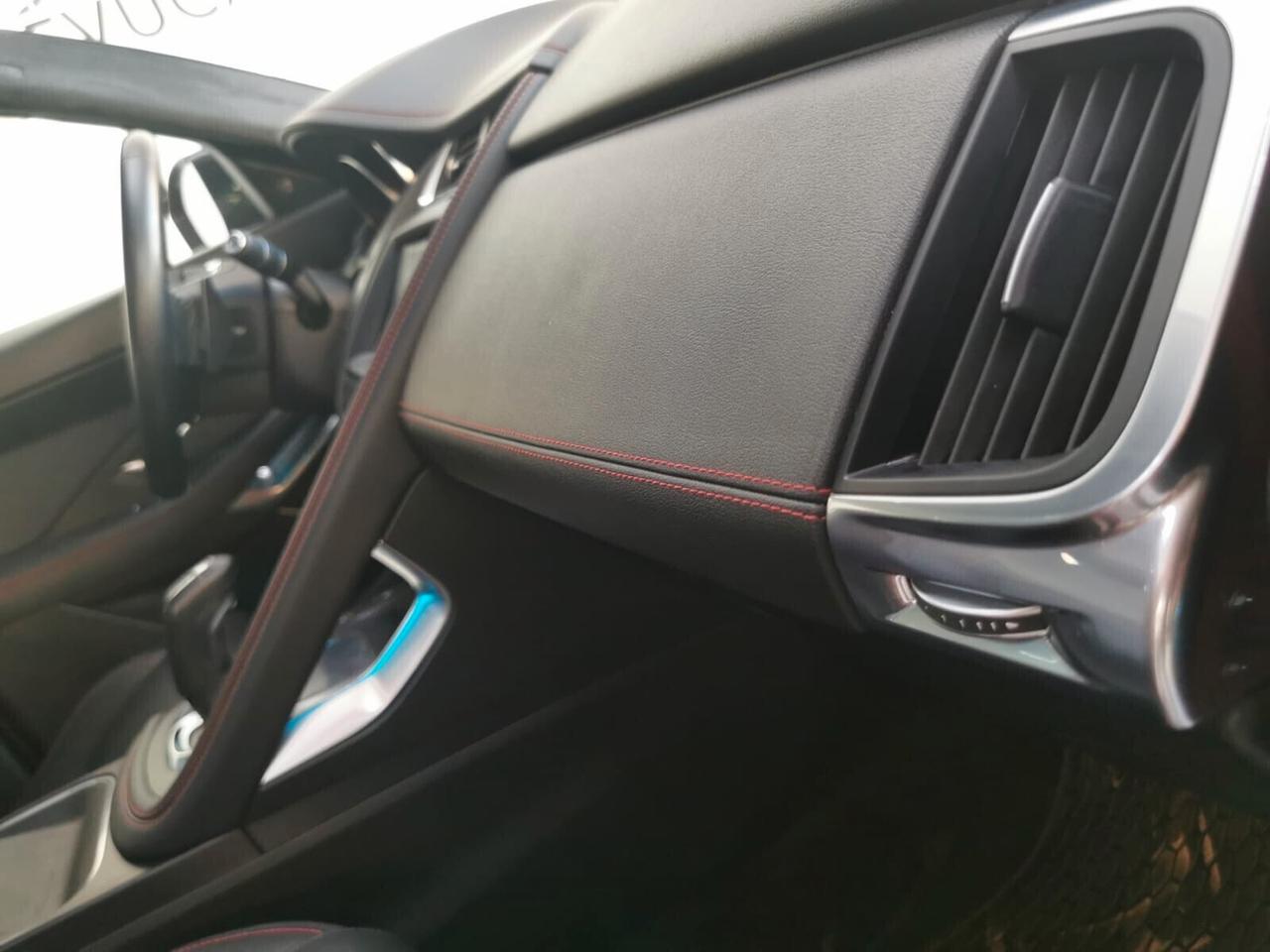 Jaguar E-Pace 2.0D 180 CV AWD aut. First Edition