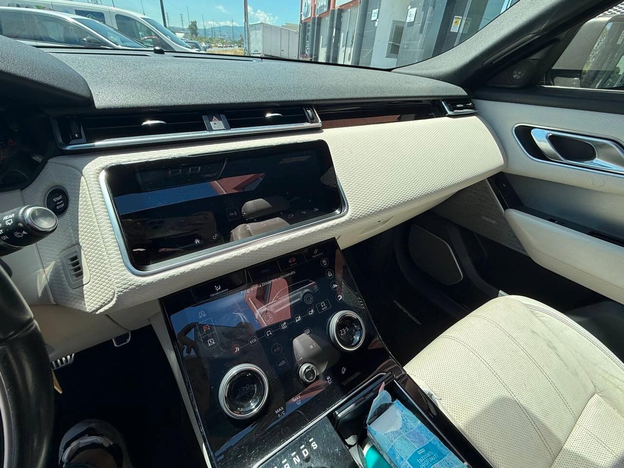 LAND ROVER Range Rover Velar Range Rover Velar ...