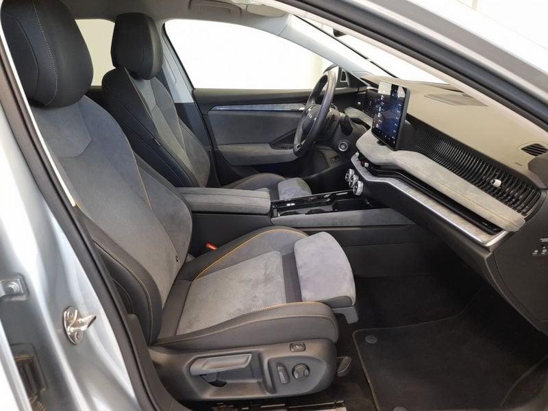 Škoda Superb 2.0 TDI 110kW Selection DSG