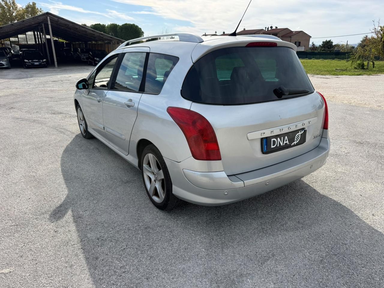 Peugeot 308 sw 1.6 HDi tetto panoramico NEOPATENTATO