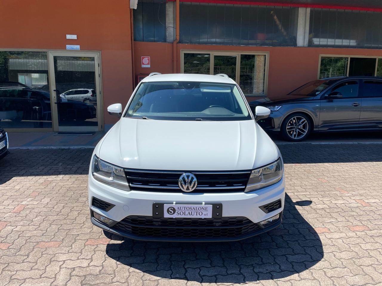 Volkswagen Tiguan 2.0 TDI SCR DSG 4MOTION Business BMT