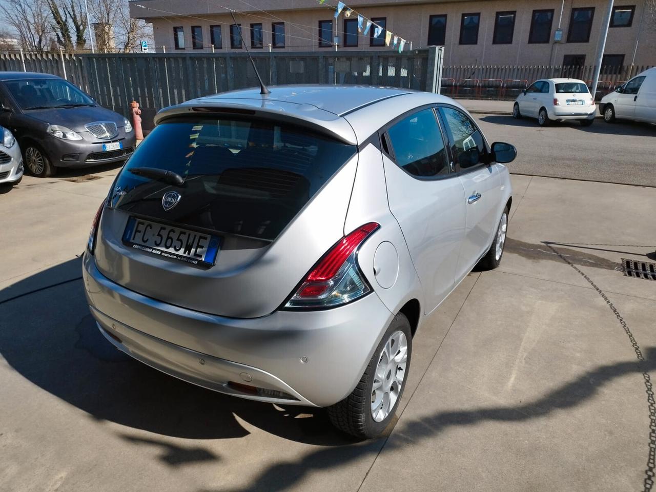Lancia Ypsilon 1.2 69 CV 5 porte GPL Ecochic Gold