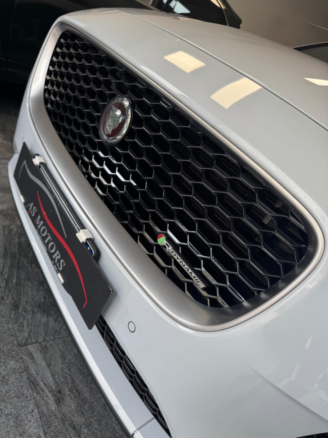 Jaguar E-Pace 2.0D 180 CV AWD R-Dynamic HSE Tetto