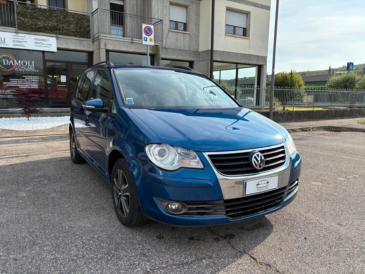 VOLKSWAGEN TOURAN 1.4 TSi HIGHLINE ECOFUEL 150 CV