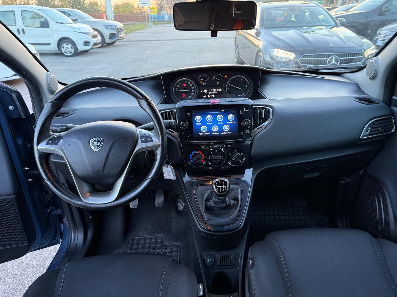 Lancia Ypsilon 1.0 69 Cv 5 porte S&S Hybrid Gold