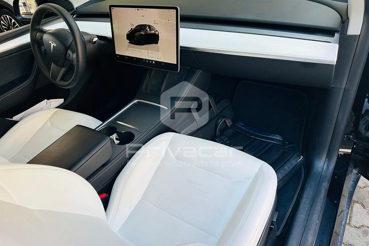 TESLA Model Y Performance AWD