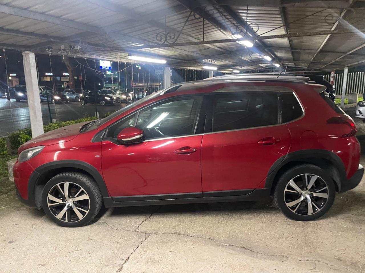 Peugeot 2008 BlueHDi 100 Allure