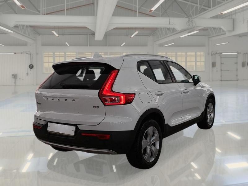 VOLVO XC40 D3 Geartronic Momentum Pro